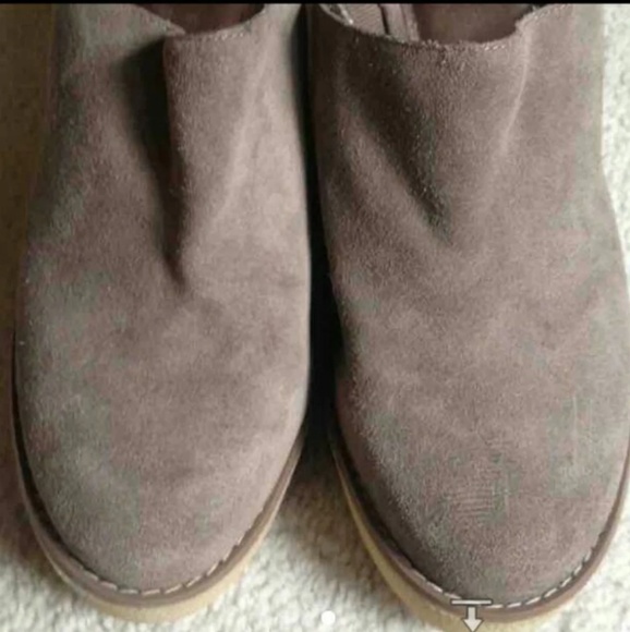 Adorable gap mules! - Picture 2 of 2